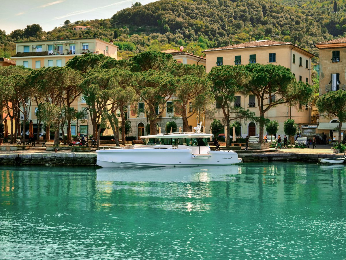 larsakeredeen's tweet image. Nytt flaggskepp på 45 fot från Axopar Boats
batliv.se/2022/04/29/nyt…