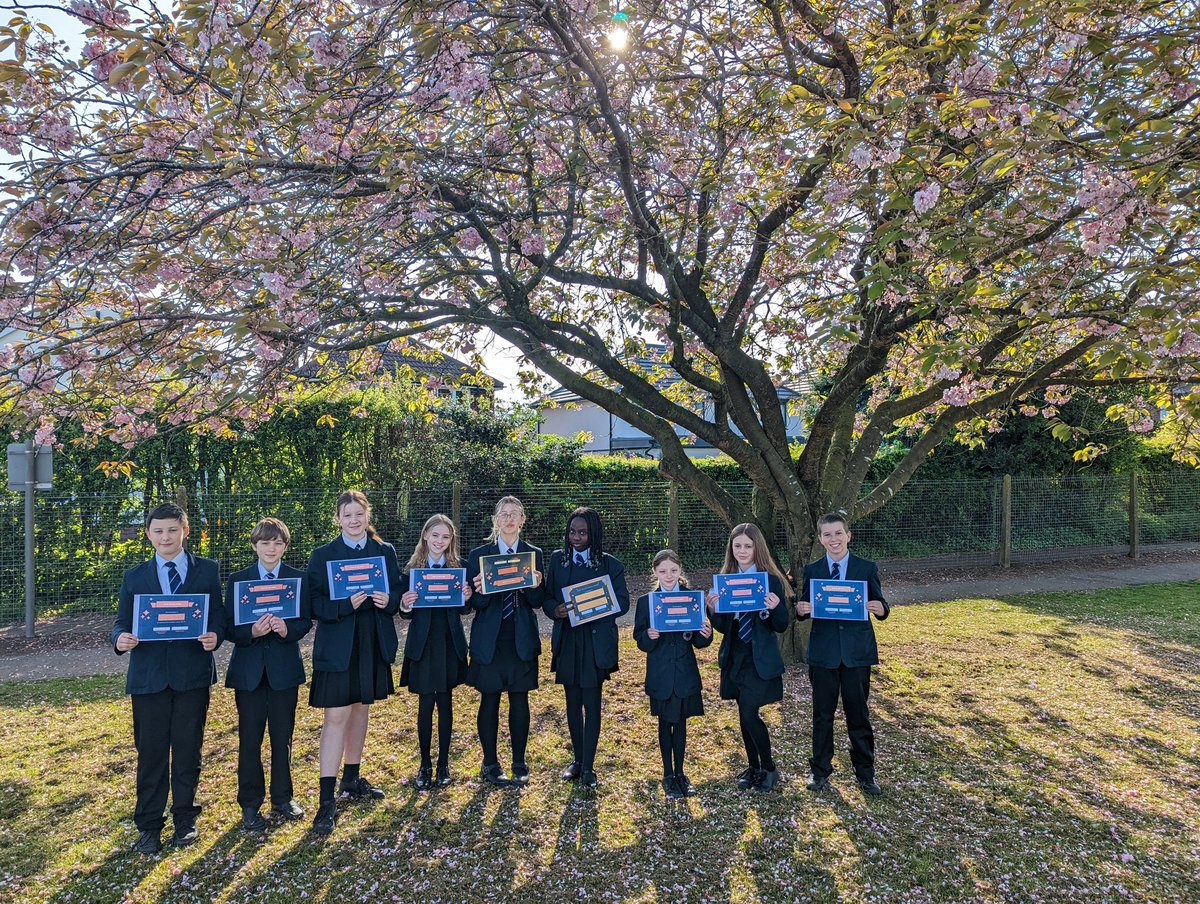 KA_Classof26's tweet photo. It's bank holiday weekend and the sun is shining! What better way to celebrate another batch of Stars of the Week 🎉🎉🎉🌟 we're all so unbelievably proud of you! #KnutsfordAndProud https://t.co/MoHI78wDat