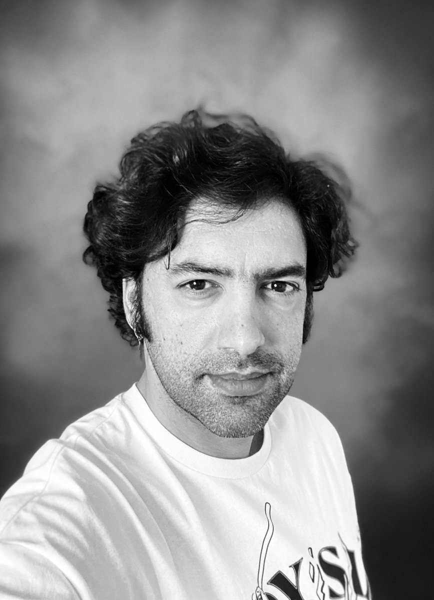 📢 <a href="/bahcesehir_k12/">Bahçeşehir Koleji</a> 4. Geleneksel Edebiyat Haftamızın bugünkü konuğu:

<a href="/Bahcesehir/">Bahçeşehir Uni (BAU)</a> (BAU) Konservatuvar Sahne Sanatları Bölümü Öğretim Görevlisi ve Yönetmen Serkan Üstüner.

Hocamızla "Skeç Yazma Teknikleri"ni ve tecrübelerini konuşmak üzere saat: 20.30'da buluşuyoruz💫💫💫