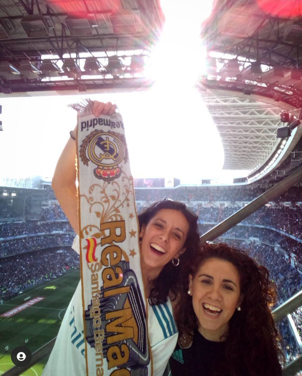 Robyn_Claudia26's tweet photo. @movistar_es VOLVEMOS!!! #APorLaRemontada con @7marta2 https://t.co/qW6fsIJahB