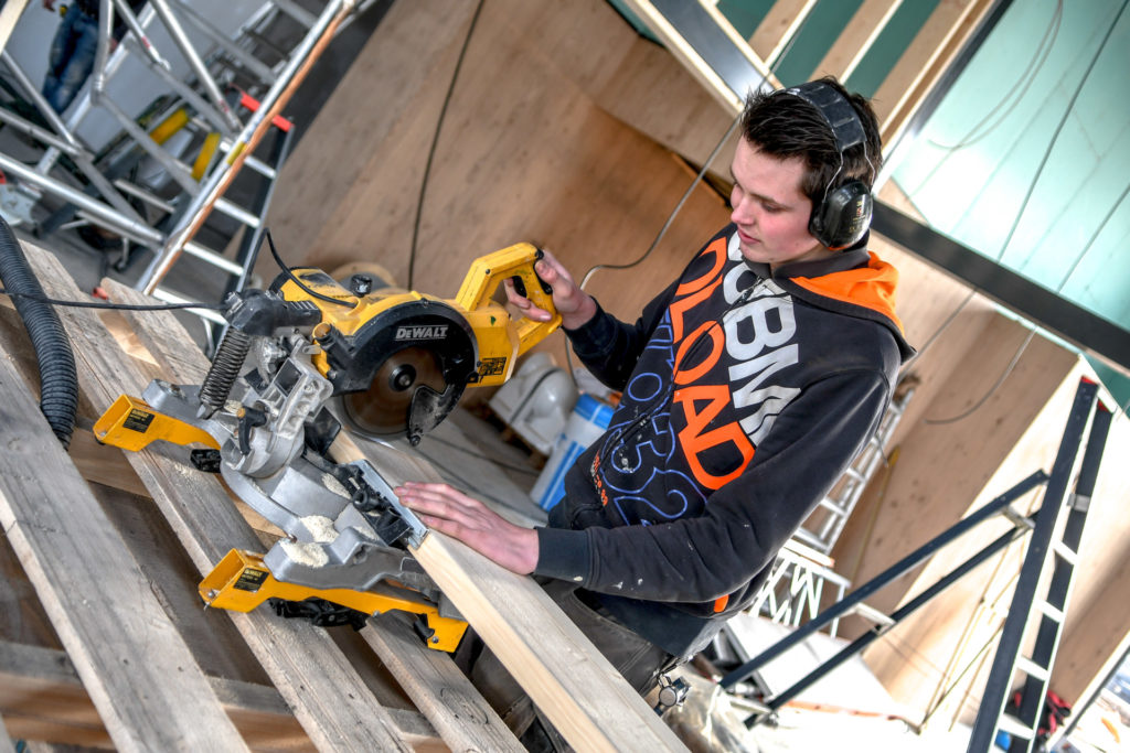 Nieuw op #bouwrelatiedagen: de Aannemersstraat. Ga #netwerken met een toekomstige werkgever, of zoek als ZZP-er nieuwe opdrachtgevers. Voor #aannemers is de straat uitvalsbasis om kennis te maken met nieuwe collega's en onderaannemers. Het wordt één grote netwerkstraat!