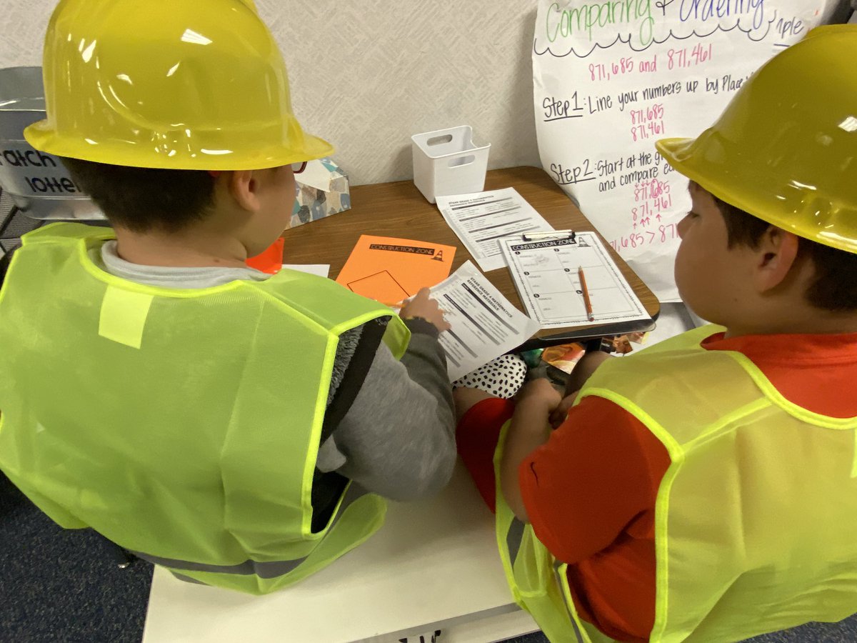 rountreerr's tweet photo. Fourth grade students are building mathematical foundational blocks #construction-style
#constructiontransformation https://t.co/4PT7UGjsRa