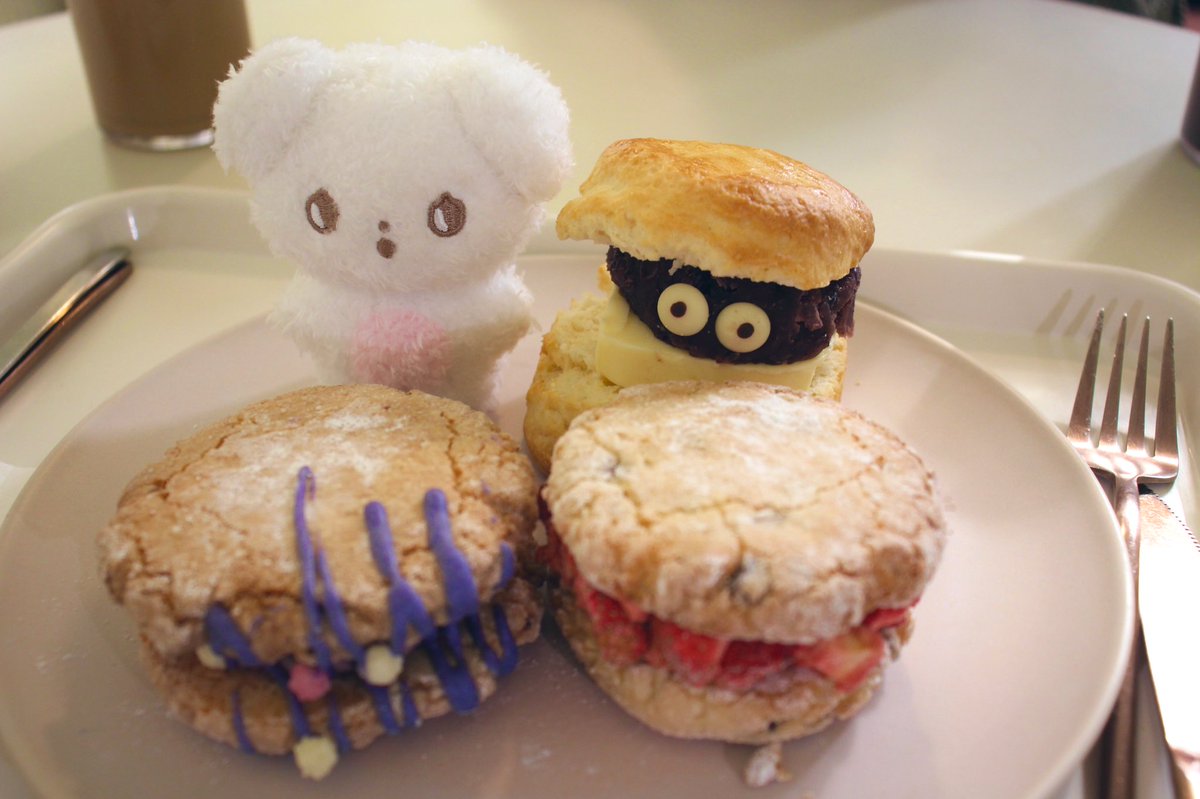 욕망갱얼 차차는 생산에 들어갔습니다💨

샘플부터 생산 모두 원단 맛집 헤이프빌리지(<a href="/Hape_Village/">☁️Hape Village☁️인형제작/아이돌인형 /봉제인형공장</a>)에서‼️

업체 측의 배려로 별도의 추가금 없이 생산품에 키링 고리를 달고 올 예정이에요💃🏻

군번줄은 포함되어 있지 않습니다😣✨
남은 수량! 어서 데려가셔요 >.<