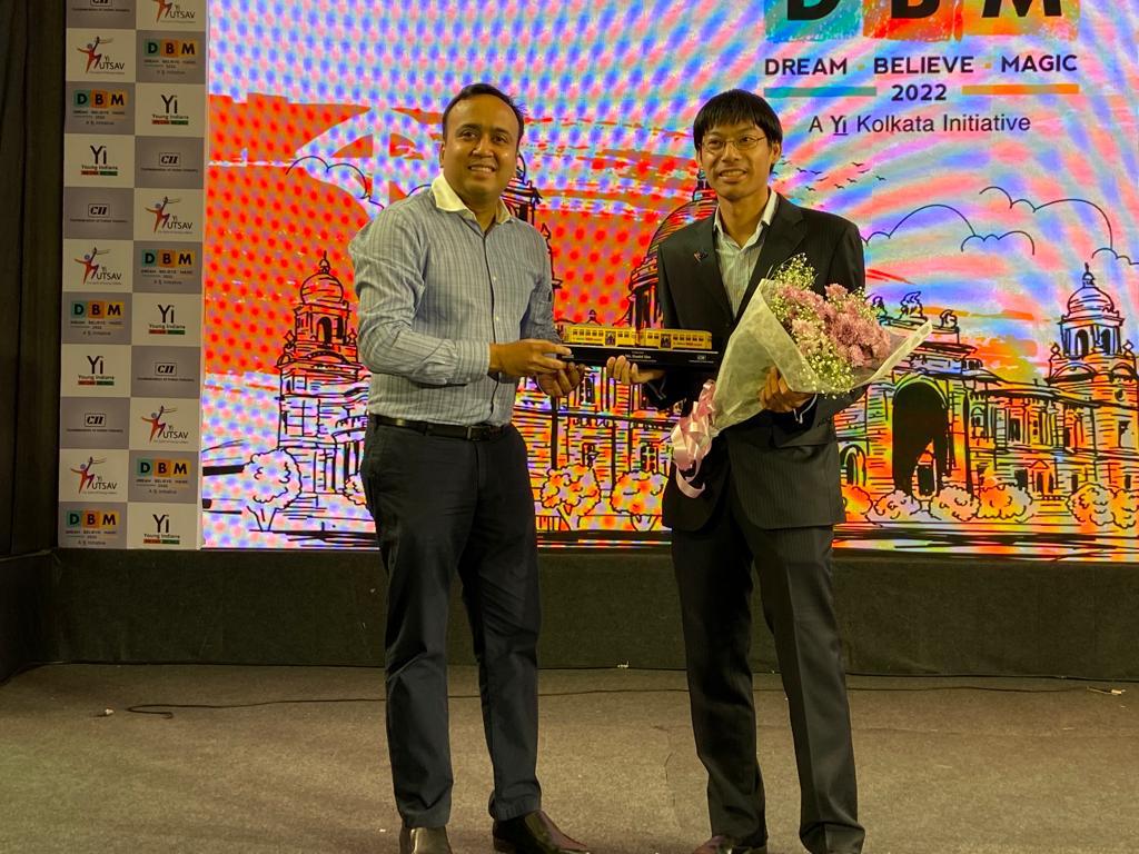 Deputy <a href="/AusCGKolkata/">Australian Consulate-General Kolkata</a> spoke at the Young Indians – Kolkata Chapter <a href="/CII4ER/">CII Eastern Region</a> about 🇮🇳🇦🇺 ties &amp; opportunities under the Economic Cooperation &amp; Trade Agreement. Encouraged to hear about the social enterprise projects championed by <a href="/YiTweets/">Young Indians (Yi)</a> members, benefiting communities across 🇮🇳.