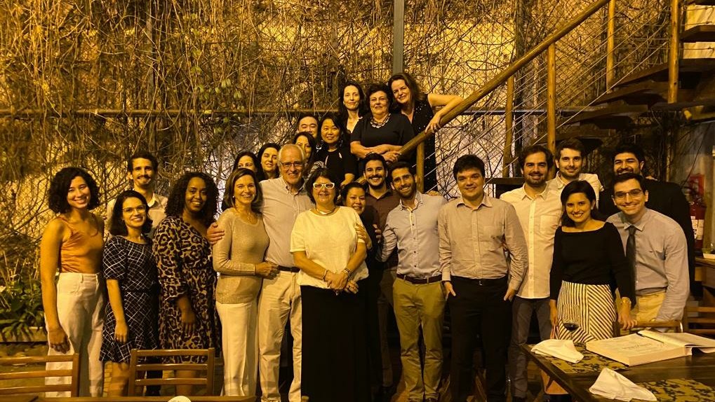 gncc_usp's tweet photo. Part of the GNCC team last night 🍷🇧🇷 Celebrating the carreer of our mentor prof. Nitrini

#gncc #friendship #inspiration https://t.co/8nZLGBcsVx
