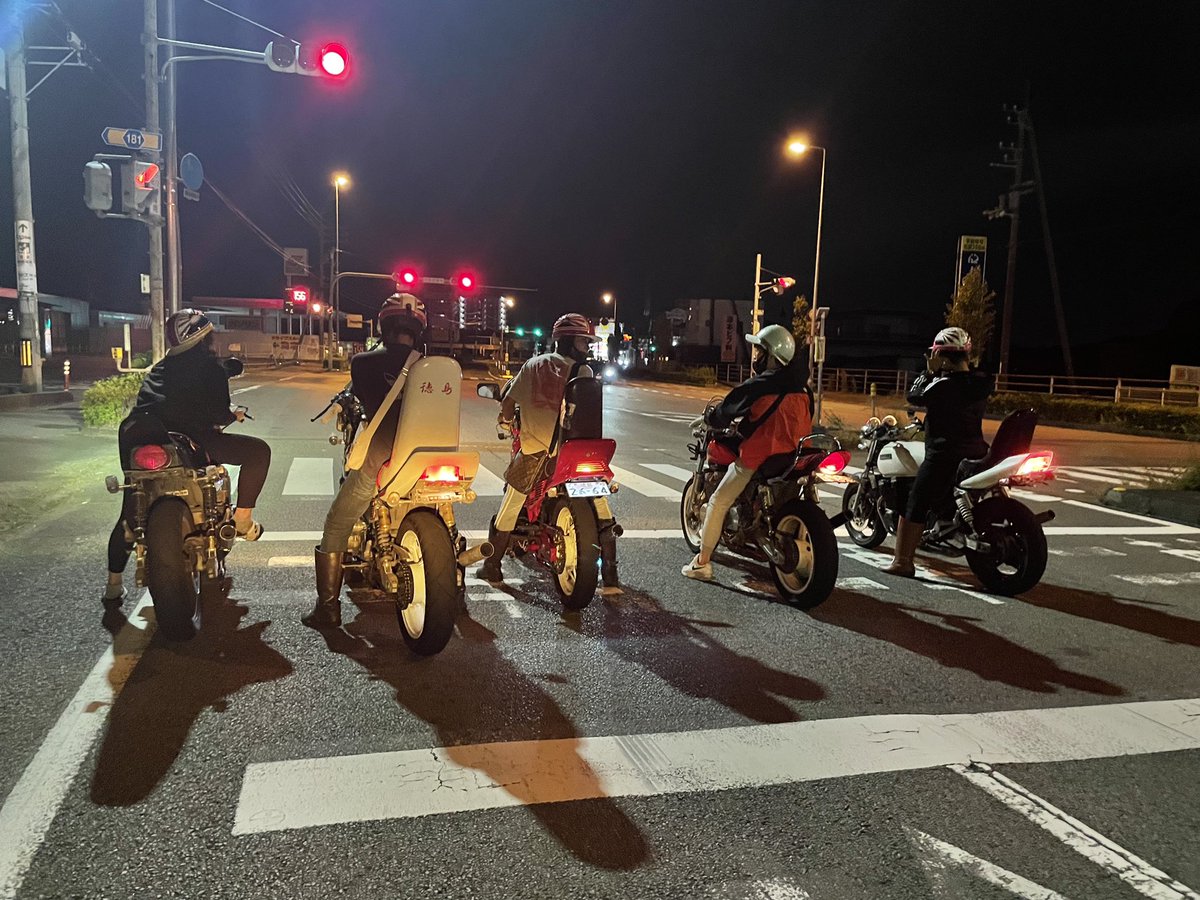 krd_1226's tweet photo. せっかく熱入っとったのに
バイク無かったらおもろないなあ https://t.co/weRA9tuKeN