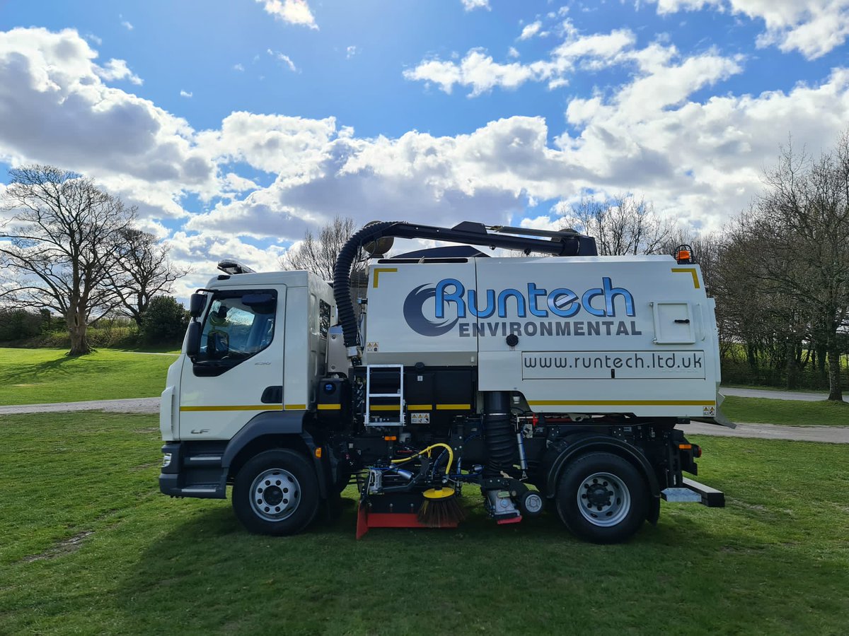 runtechltd's tweet photo. There's a new machine in town! π
Say hello to our brand new, 2022-plate sweeper, coming soon to a road near you!
#Runtech #NewMachine #RoadSweeper https://t.co/seKSpYcQct