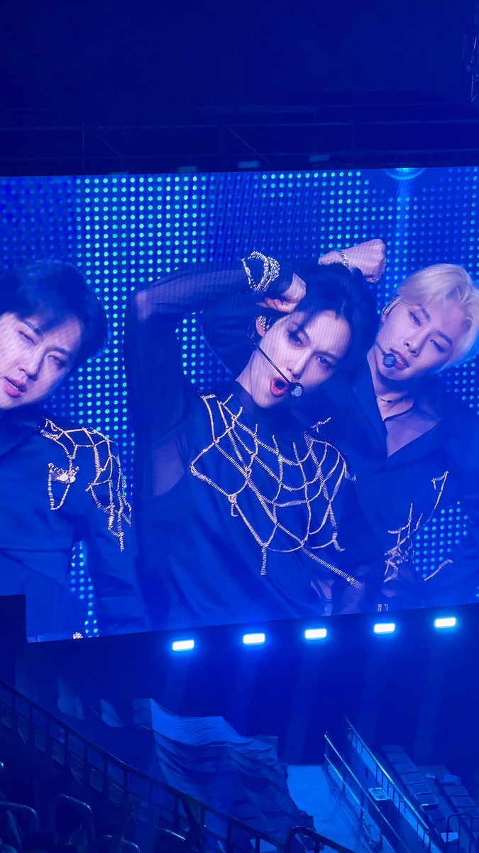 captorlix's tweet photo. FELIX IM SHALING #세계를_향한_스키즈의_두번째여행
#MANIACinSEOULD1 #2ndWorldTour_MANIAC #스트레이키즈        
@Stray_Kids https://t.co/KeFUEbbdwl