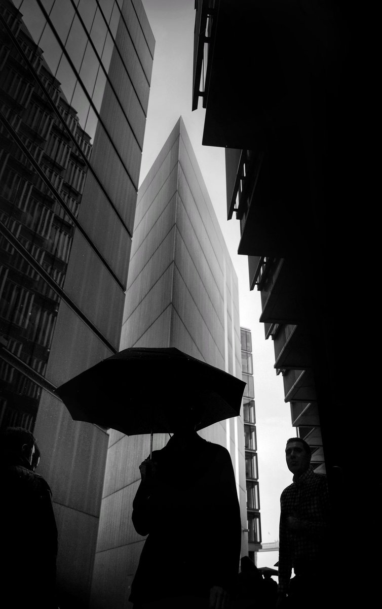MarkFearnley_'s tweet image. London 
#fineartstreetphotography 
#streetphotography