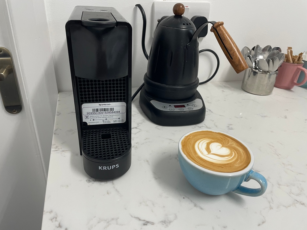 LittleCoffeeCo2's tweet photo. Times like this when work gets busy it's time to stop and have a coffee break. As a coffee company we are all about the coffee business everyday its coffee talk...we have great news coming up stay tuned...

#littlecoffeecompany #business #lifestyle #wellness #health https://t.co/2OBJxPVnHB