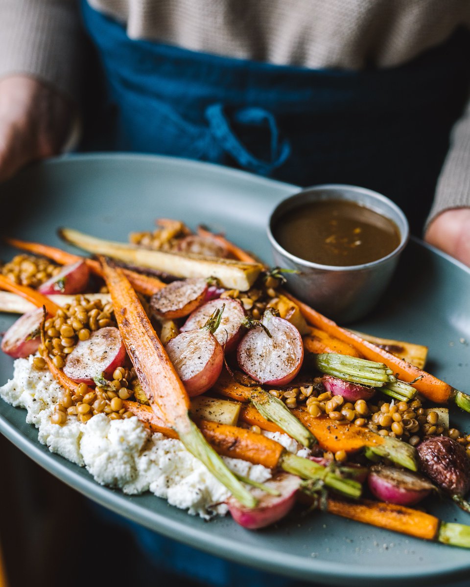 Bon appétit! 🍽️

#duotangstudio #patriciabrochuphotographe x #juliezyromski x #maillecanada

#foodphotography #photographers #foodstylist