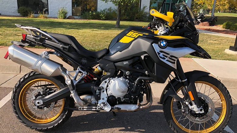 Bikes_Catalog's tweet photo. 2021 BMW F 850 GS Adventure Edition 40 Motorcycle
#BMW #F850GS #Adventure #Edition40 #Motorcycle https://t.co/yufrdjOZHy
