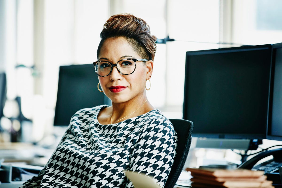 How Female #Business Leaders And #Entrepreneurs Can Compete In The Digital Marketing World: There are a few key ways women leaders and #Entrepreneurs can use their strengths to create a competitive advantage in digital marketing. bit.ly/3vqWepb