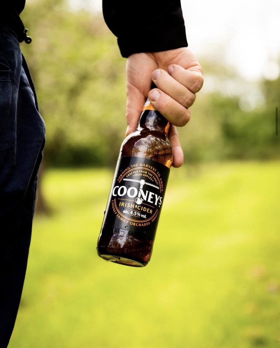 Have you picked up your Cooneys Irish Cider for the weekend yet? 

#drinkresponsibly
