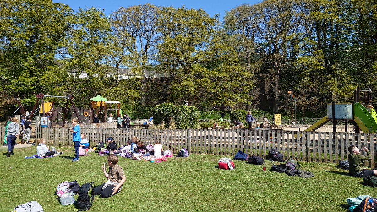 <a href="/newbarns1/">Newbarns School</a> Not a bad day for it!