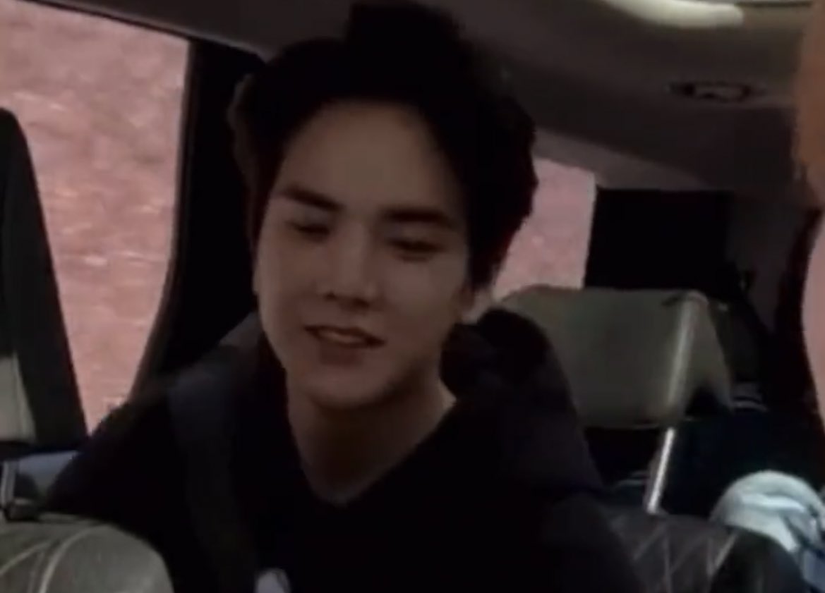 YHOONLOOKS's tweet image. beautiful hoon