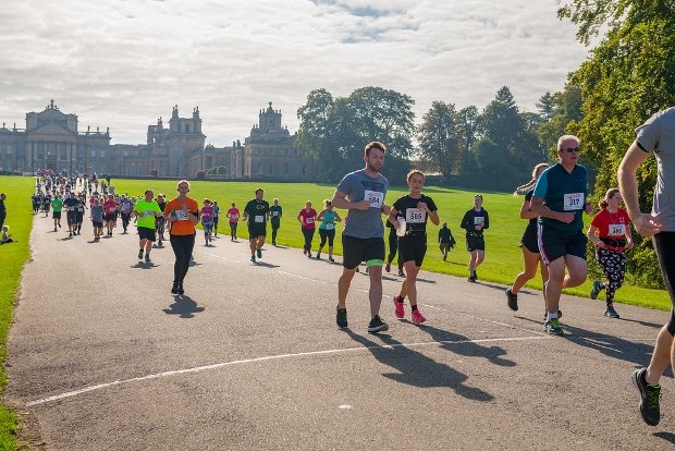Are you looking to start running this year? 🏃‍♀️ Join <a href="/BlenheimPalace/">Blenheim Palace</a> on Thursday 5 May for the Blenheim 7K with @OxfordshireMind With a range of different races, there will be a distance to suit you! 👍 bit.ly/3KuvGrE
#ExperienceOx #Blenheim7k #oxfordshire