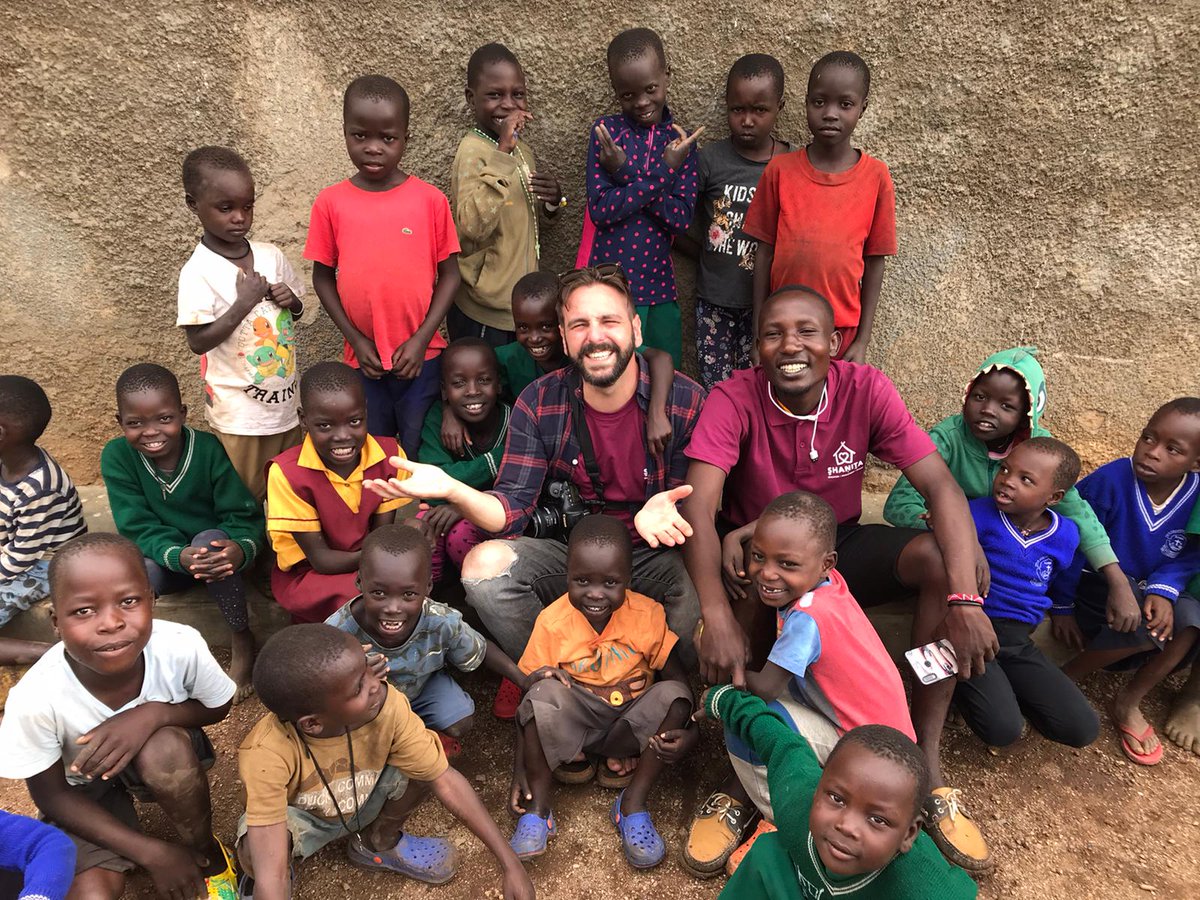 SimiyuJimmy2's tweet photo. We rise by lifting others 
#Shanita #charity #support
#Karimoja #Uganda 🇺🇬 https://t.co/Gg3Xaxwpiv