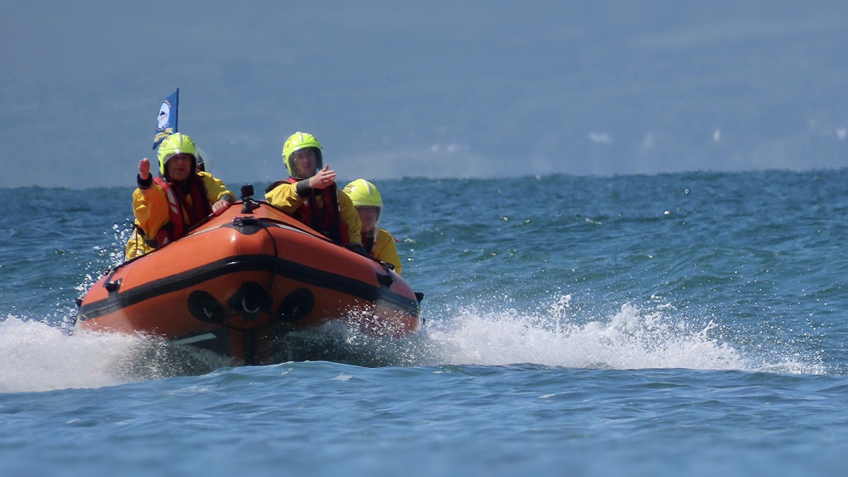 Joint safety appeal issued by @IrishCoastGuard, @IWSie and @RNLI ahead of May Bank Holiday Weekend … #StaySafe !

🔗 bit.ly/3vqYSLE

#BeSummerReady #respectthewater #SARfamily #Watersafety #lifeboat #Kerry #wildatlanticway #wawpics #ROKCC #ringofkerry #cycling