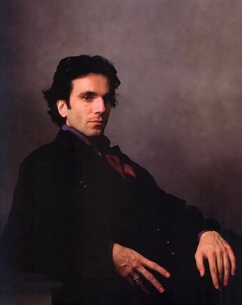 Happy Birthday Sir. Daniel Day Lewis.

The man who redefined method acting 