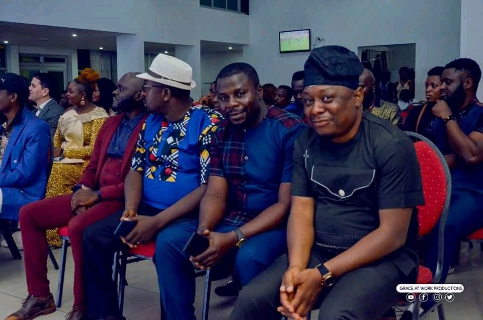 How it went down at the opening night for the 5th edition of the @Cameroon International Film Festival-Camiff. Spot our Director <a href="/AkumbuJones/">Akumbu Bubu</a> and other great minds; <a href="/romanus_ngang/">Ngang Romanus</a> ,<a href="/alasambom/">Alasambom Nyingchuo</a> Nyingchuo,@Agbor Gilbert Ebot,@BillyBob Ndive Lifongo.
#CAMIFF2022
#Camiff
#BlackSwagger