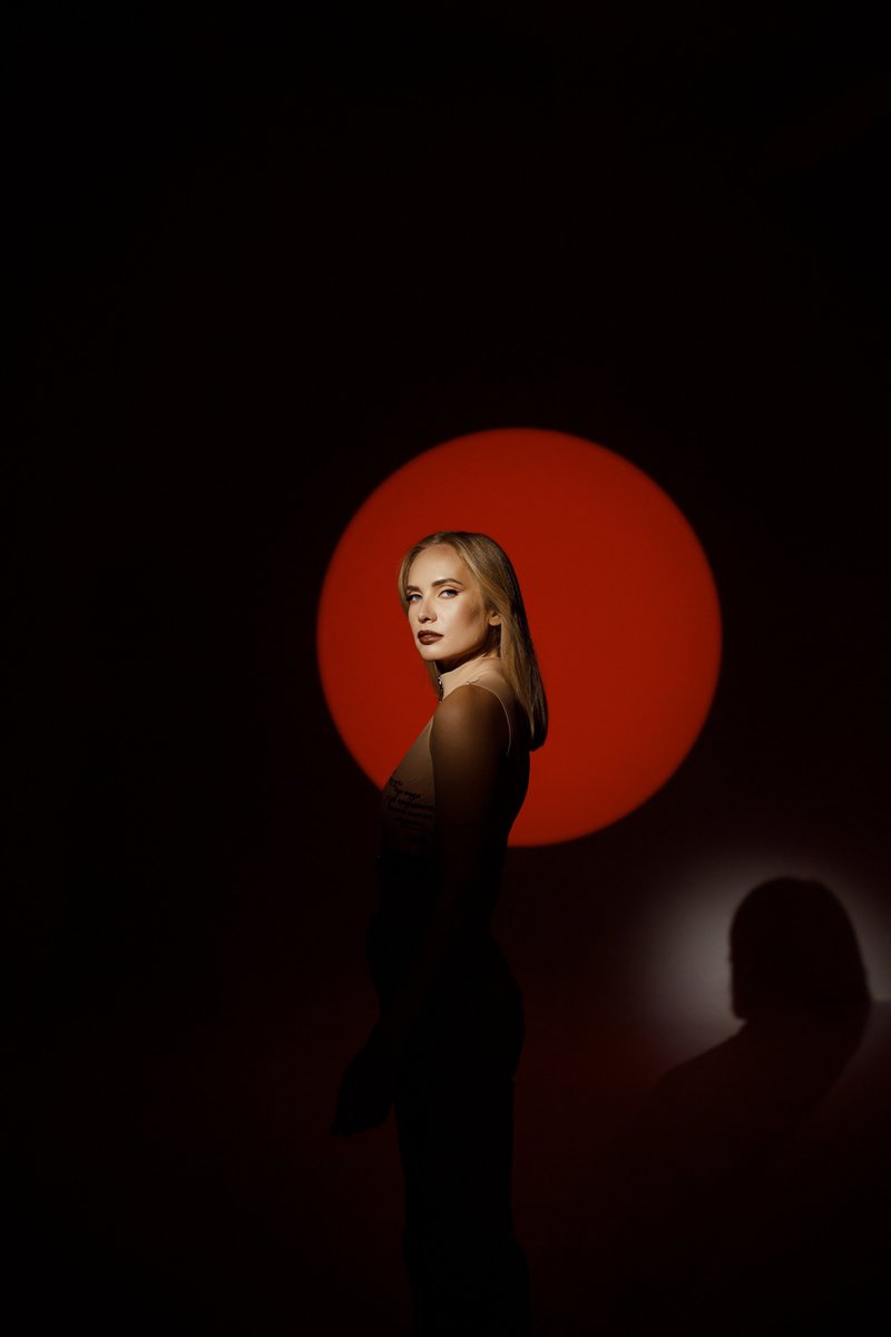 #Interview: We chatted with rising #house tastemaker <a href="/julianikomusic/">Yulia Niko</a> to find out more about what inspires her to make music. bit.ly/3OKOaaD