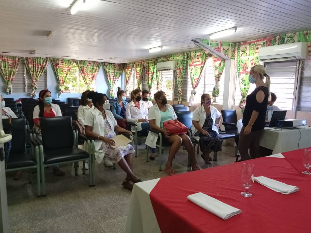 JimenezYudeisy's tweet photo. #CubaViveYTrabaja, #DiaMundialSeguridadYSalud, #Coloqui del Policlinico ÁreaVII, #SiPorCuba, #VamosPorMas https://t.co/sKMr5jFF9W