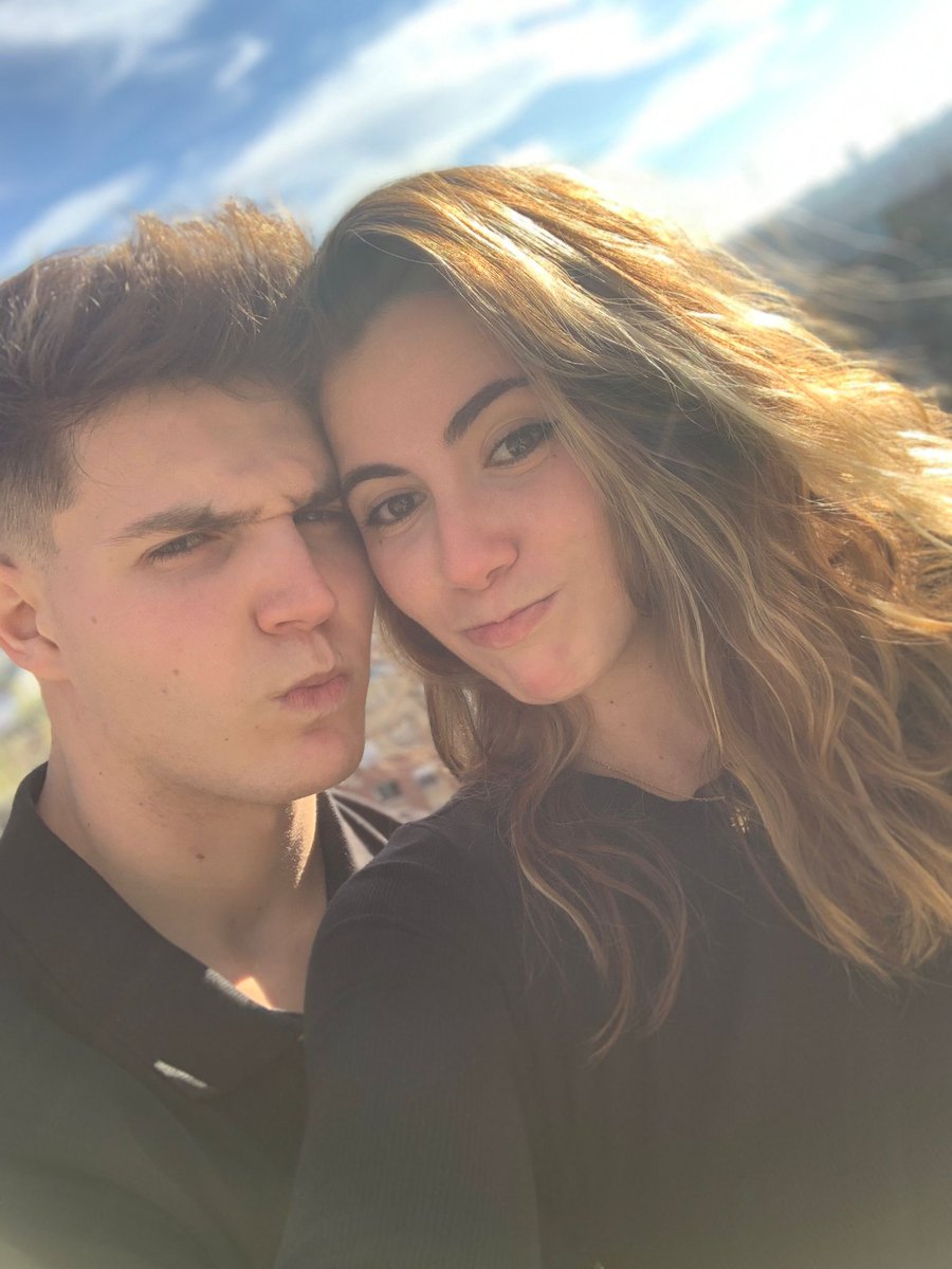 NaXeTe09_'s tweet photo. Niña buena parece y todo 🙊 https://t.co/ZYiMYJVGNT