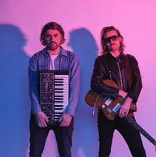 ROMBrighton's tweet photo. Debut album ‘Fold’ from Brighton Locals @DinerBand is out NOW via Show Your Hand Records ❤️‍🔥

https://t.co/xbn1G8JDTd https://t.co/dzJQ1ZLPr5