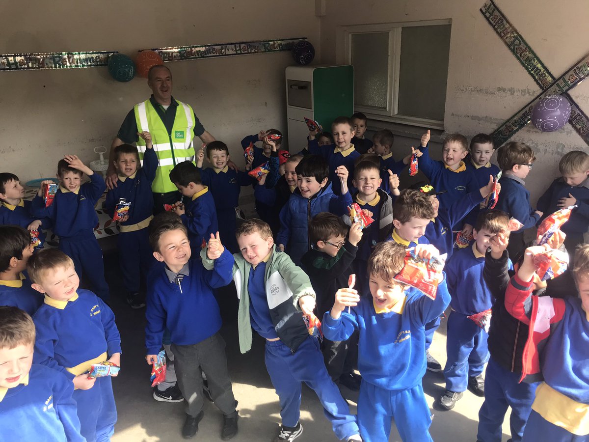 nenaghcns's tweet photo. Thanks so much to the staff at Nenagh Post Office for showing Junior Infants and Chatty Kids around the post office and sorting room today. The boys had a blast #postoffice #anpost #ourcommunity #peoplethathelpus @Postvox @TipperaryETB https://t.co/UzsZ2B86uw