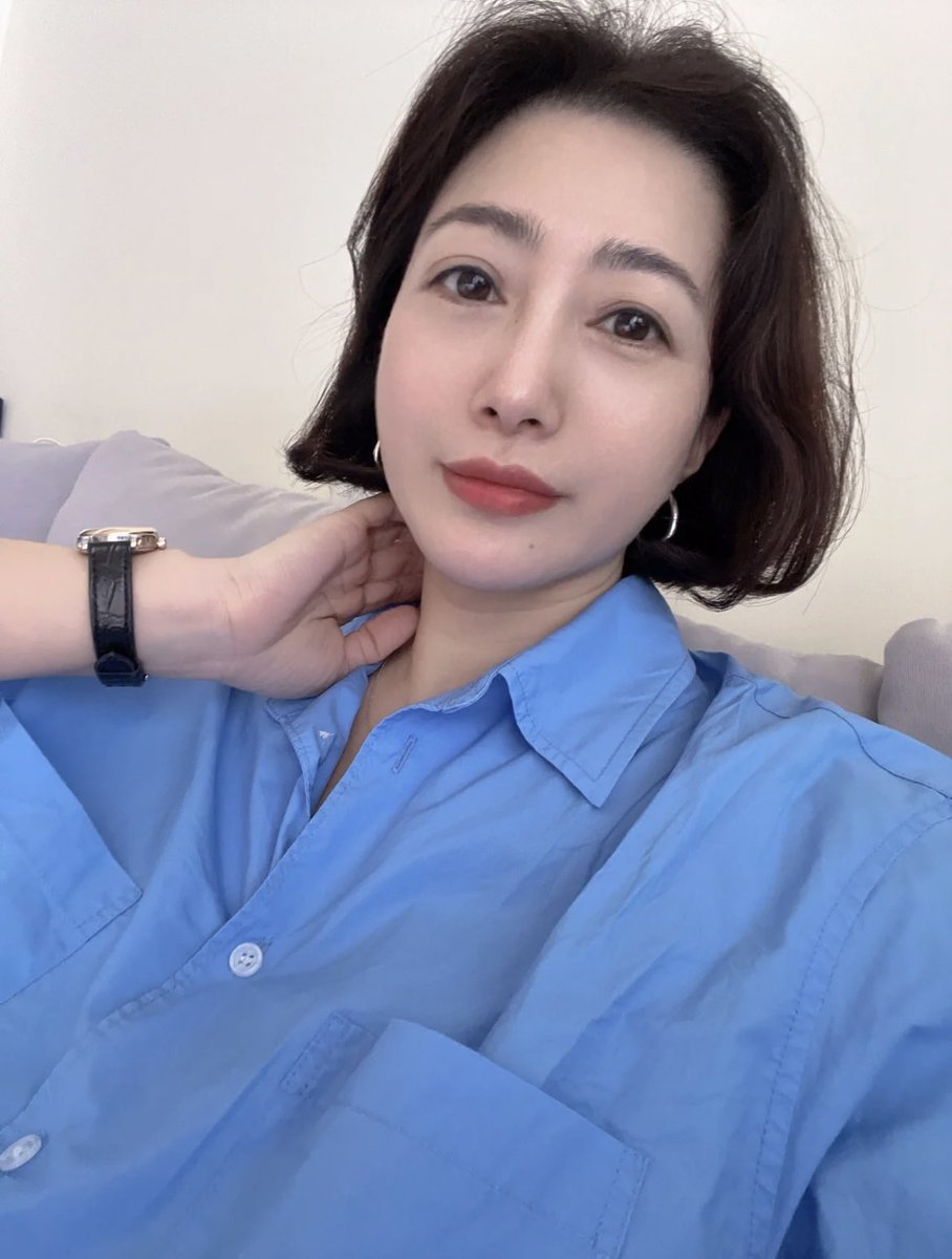 xiaozhu969's tweet photo. 五一假期女儿放假回姥姥家里住了，剩下我一个人在家好无聊，有没有小弟弟来家里做客的呢 https://t.co/wp6g2BWfuh