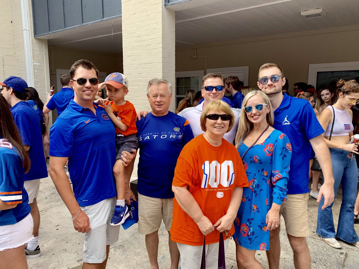 Alina Moore (@alinamoore11) on Twitter photo Big day for our Gator! Happy Graduation and best wishes for the next chapter, law school! <a href="/serge_melnik/">Serge Melnik</a> #UFgrad Big day for our Gator! Happy Graduation and best wishes for the next chapter, law school! <a href="/serge_melnik/">Serge Melnik</a> #UFgrad