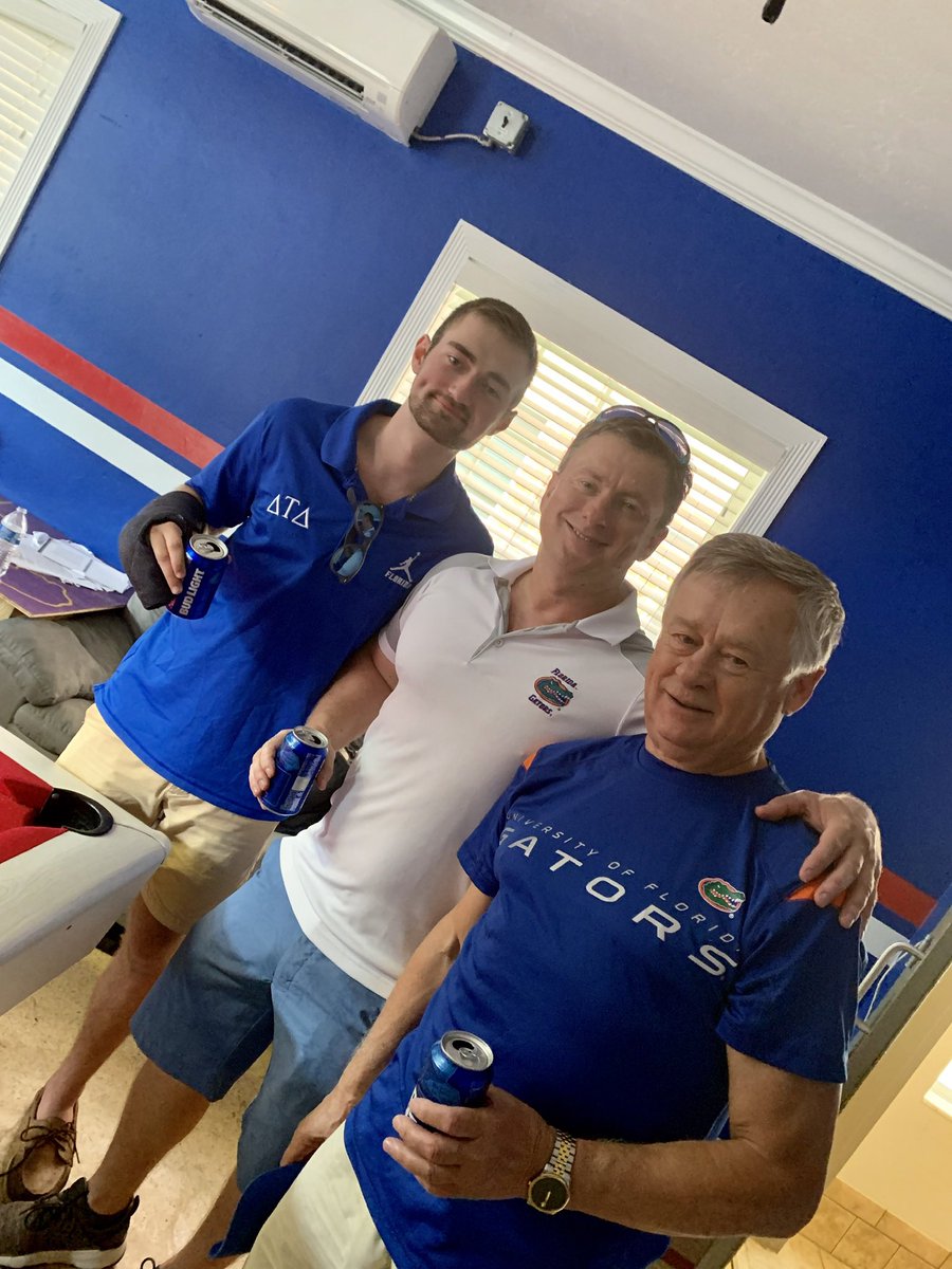 Alina Moore tweet media