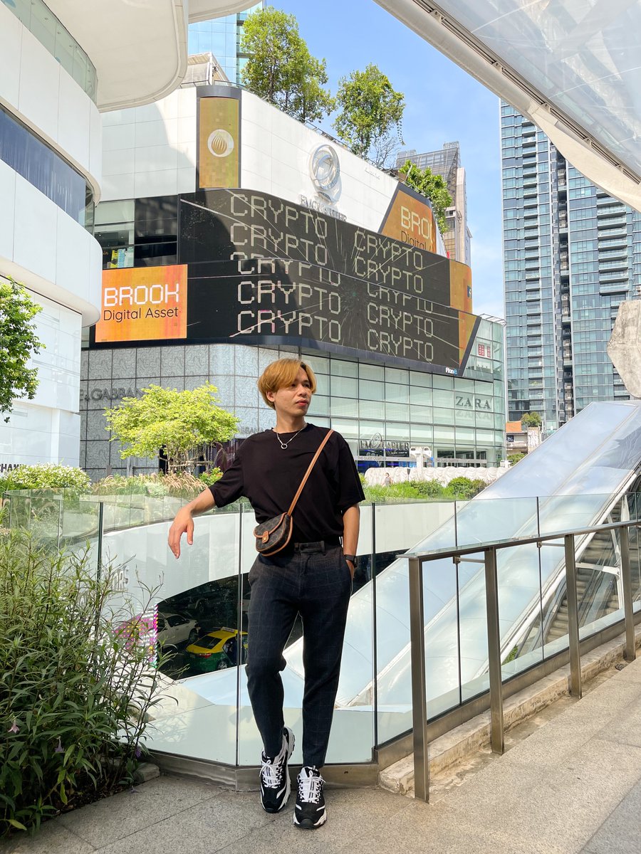 iTakkung's tweet photo. วัยรุ่นสายเทรด Crypto🥇อยากให้ไปลองเข้าไปดูในเพจ Brook เลย เค้ามีข่าวและคอนเทนต์เกี่ยวกับ Crypto เขียนดี อ่านง่าย อัพเดตทุกวัน เป็นบริษัทไทยที่กำลังเข้าสู่วงการ Crypto ระดับโลก!!! ตอนนี้มีกิจกรรมแจก NFT หลายแสนบาทไปส่องกติกาได้ในเพจ FB Brook Digital Asset เลย #SnapwithBrook https://t.co/VAZAv57Bl9