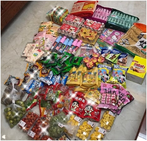 Your Greatness is not What you have ,
Its  what you give .So help others  always 🥰🙏🙏