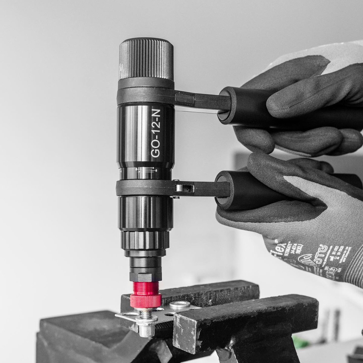 GmbhGoebel's tweet photo. The GO-12-N is a two hand operating ratchet tool for blind rivet nuts (M3 - M12) and GO-Bolt (M5 - M8) for all materials. The GO-12-N weighs only 1,14 Kg.
If you are interested our GOEBEL sales team is always happy to assist you.
#GoGoebel #blindrivetnut #ratchettool #settingtool https://t.co/0tJEVtYRzS
