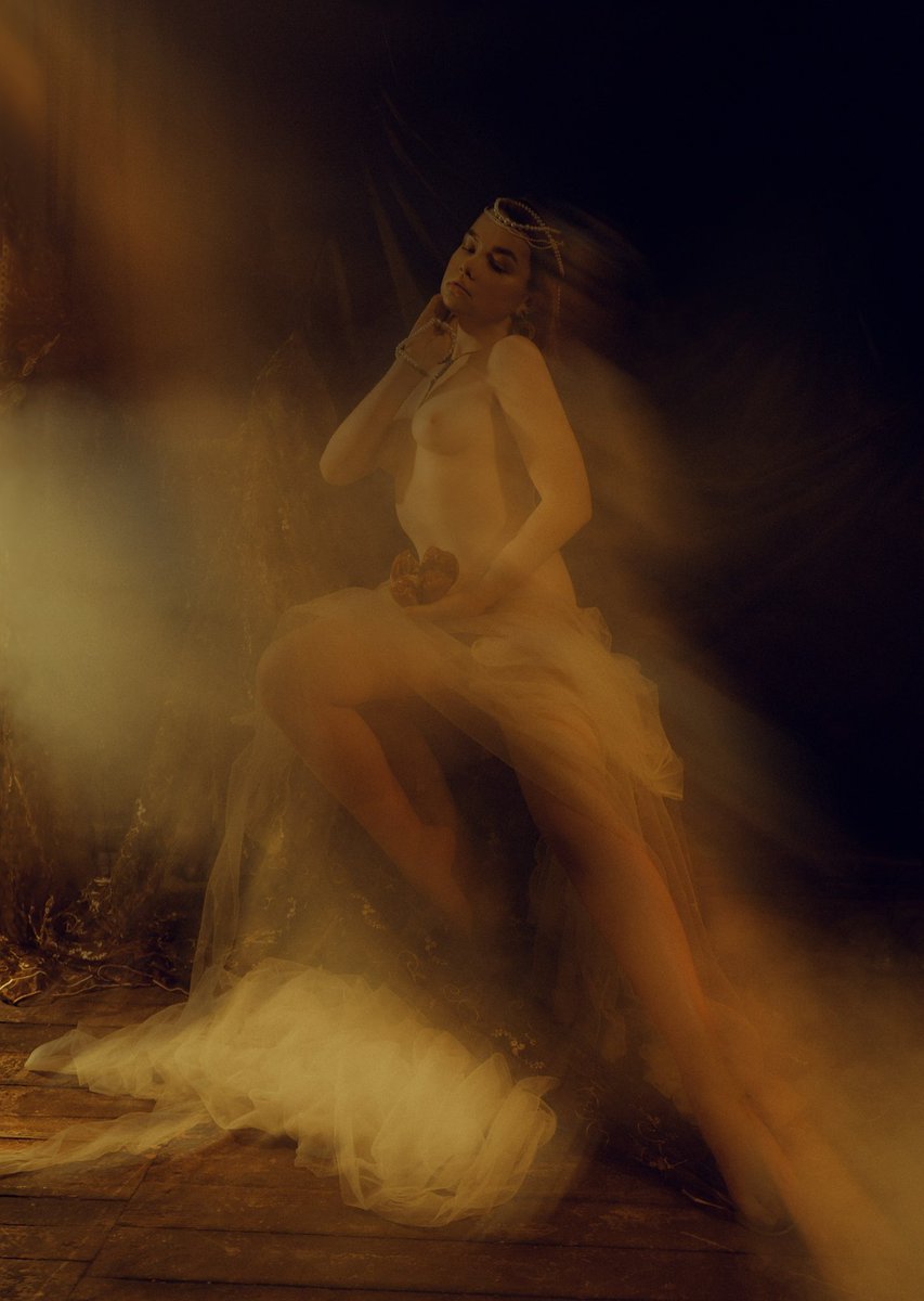 maiskaya__a's tweet image. It’s finally time to explore interesting photographers again 🤝❤️

Show me your photography piece.
- Only one photo
- No links
- tag 2 friends
- RT this 

I will RT the photos I like.