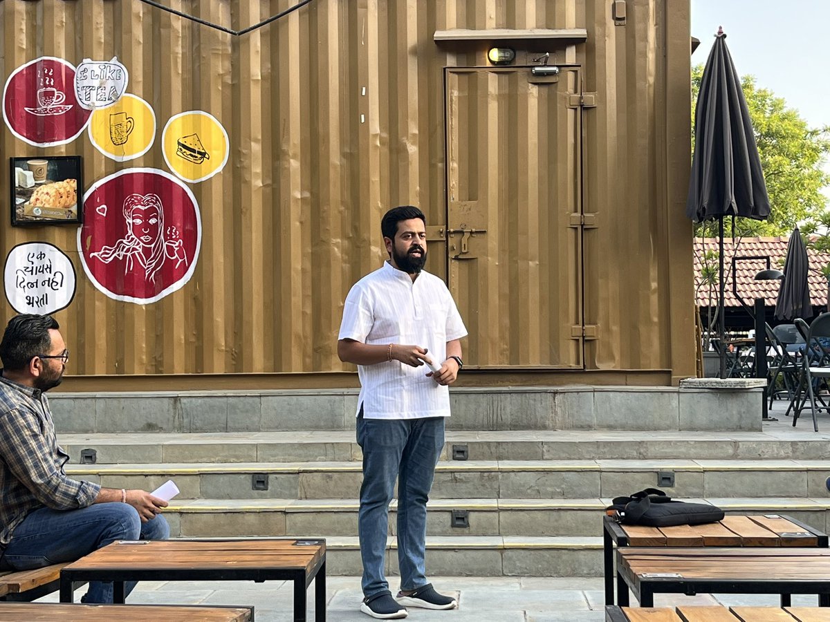 BoniSatani's tweet photo. Excited to be here - #searchbound
Thanks @DholakiyaPratik @IamHiralRana and @AmitHPanchal for organising. https://t.co/i3mVY3t5Ty