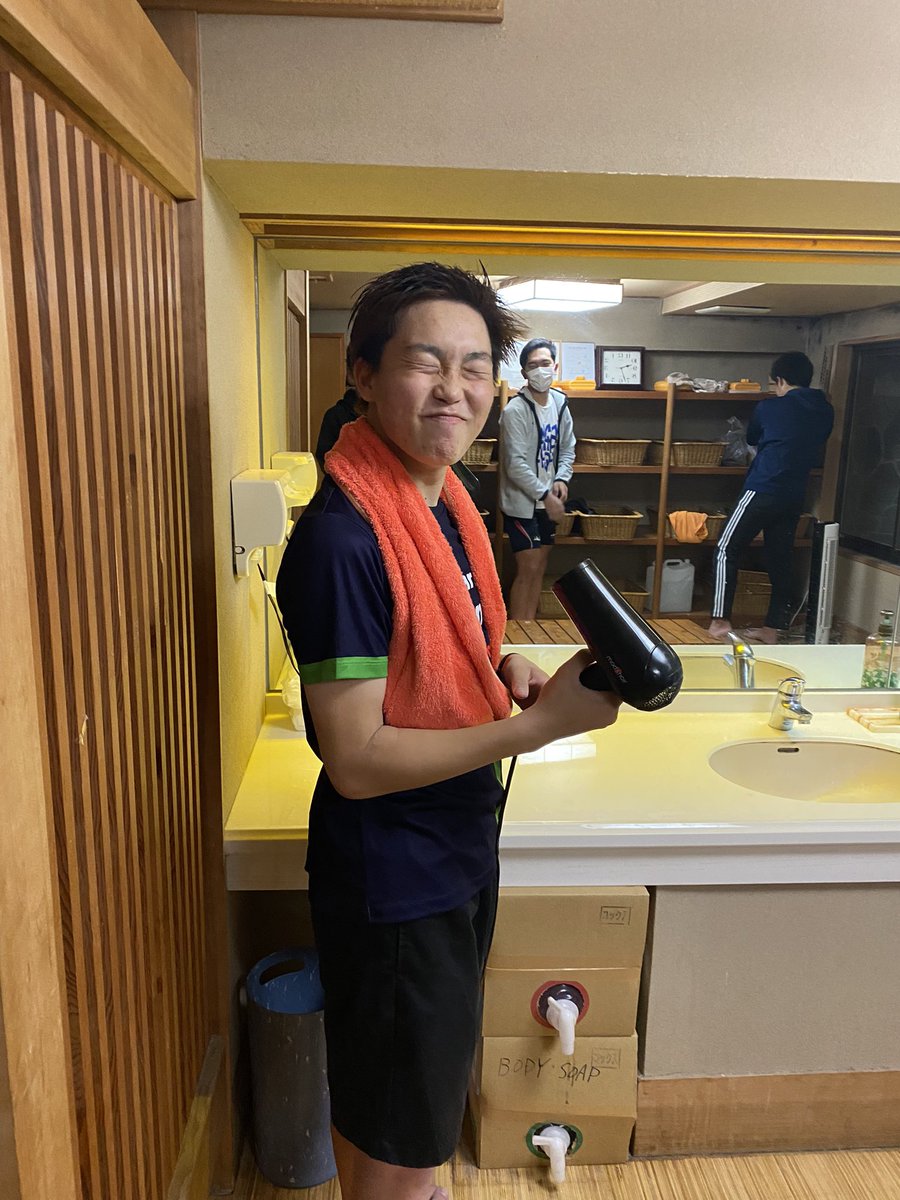 aichi_u's tweet photo. <🚴‍♂️レース出場情報🚴‍♂️>

4/30-5/1
RCS第1戦菜の花飯山ラウンド

3C 稲田雄星(地政4)
@Emo_IUoOss 
13:05-

いよいよ最後の年の開幕戦始まります🔥
応援宜しくお願いします！ https://t.co/UlAe1x6qmp
