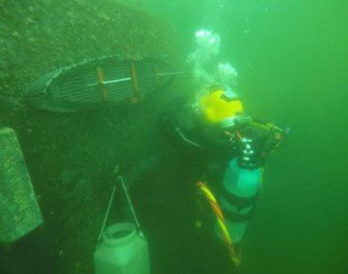 Diving & Threat Exploitation Group (@rn_dtxg) on Twitter photo Clyde based Charlie Sqn are in Tromso, Norway, providing diving support to AMBU. Tasks included defect rectification and routine inspection. As you can see, weather wasn’t ideal! Charlie Sqn are permanently held at readiness to support deployed RN subs worldwide <a href="/RoyalNavy/">Royal Navy</a> 💣🐸 Clyde based Charlie Sqn are in Tromso, Norway, providing diving support to AMBU. Tasks included defect rectification and routine inspection. As you can see, weather wasn’t ideal! Charlie Sqn are permanently held at readiness to support deployed RN subs worldwide <a href="/RoyalNavy/">Royal Navy</a> 💣🐸