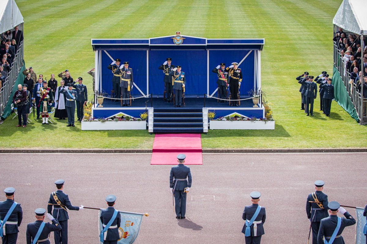 Huge congratulations to everyone on parade today <a href="/ComdtCranwell/">CommandantRAFCollege</a>. My very best wishes for your continued success. To those family and loved ones who joined us, thank you for your unstinting support. <a href="/RoyalAirForce/">Royal Air Force</a> #NextGenRAF #RAFSuperGrad