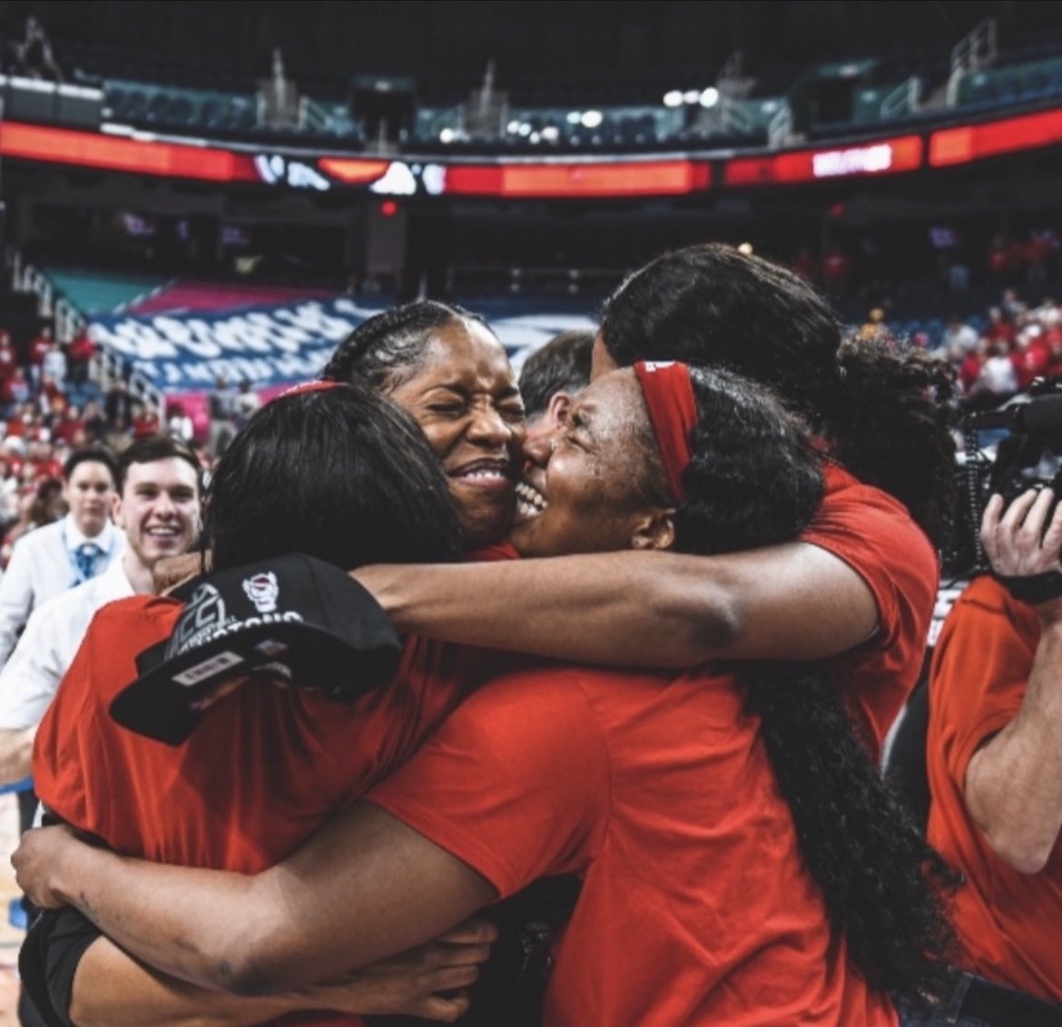 CoachErinBatth's tweet photo. I want to thank @WolfpackWes , @PackWomensBball &amp; staff, the athletic department, WPN for 4 amazing years. I Wish nothing but the very best for you! Thank you to the wonderful young women &amp; their families for allowing me the opportunity to coach and be a part of their lives.🐺❤️ https://t.co/E75FsuHUxF