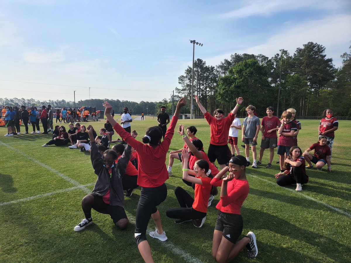 AngelaDexheimer's tweet photo. #fieldday @BMSatRSD2 https://t.co/5nc02PLQUm
