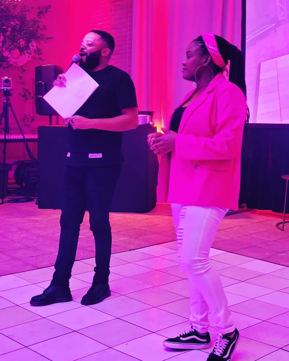 Noxy_loves's tweet photo. About last night...ππ₯°π
#True2U #LoveYouEnough2GiveUTheBest #MMQSMace20YearCelebration #WithMyFavMediaPersonality @alphi_sipho https://t.co/0HR7hlFHuk