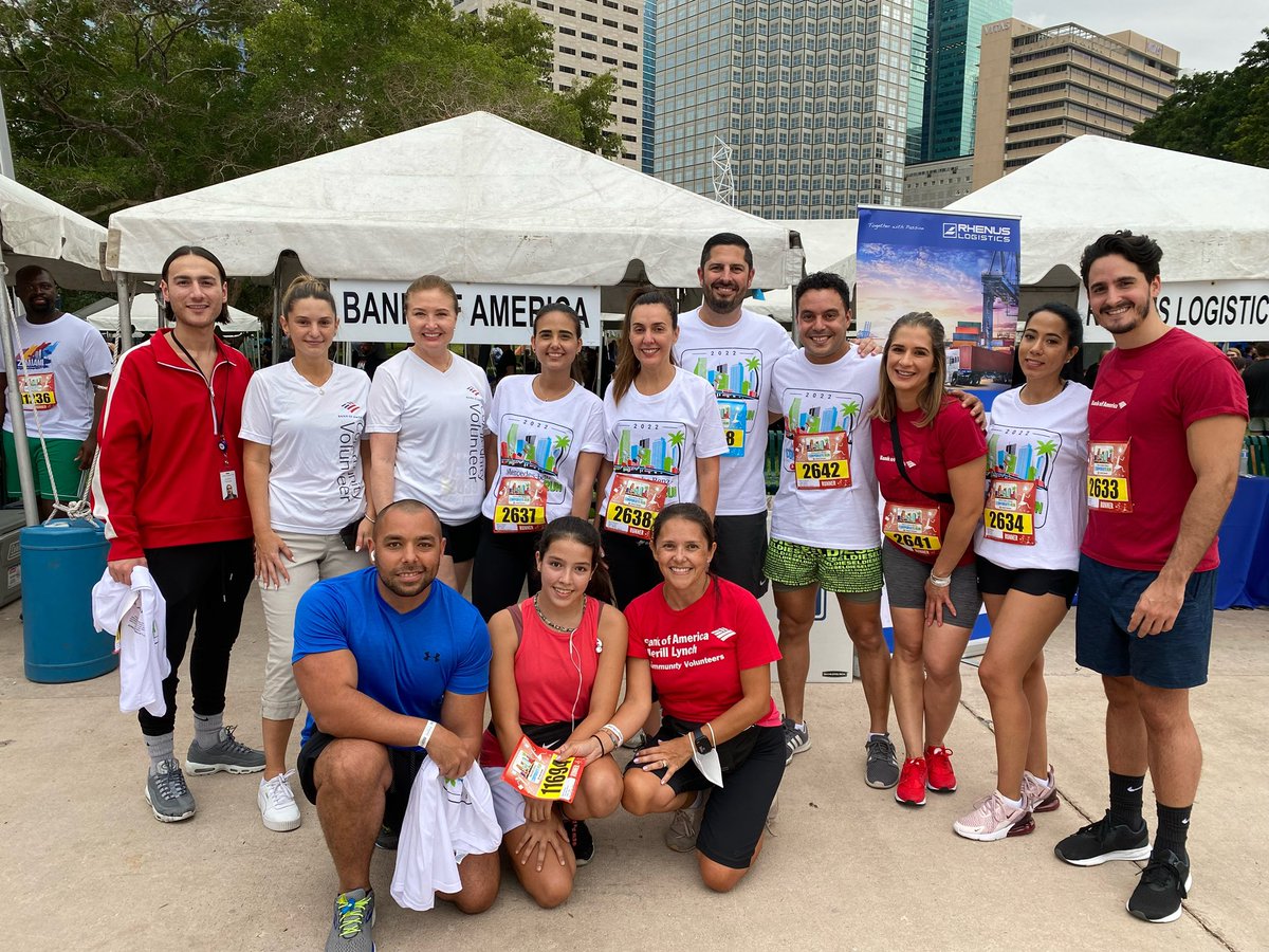 _ChristineScott's tweet photo. @BankofAmerica teammates were excited to get back out there yesterday for the @MercedesBenz @corporaterun in #Miami! Proceeds for this event benefited our partner @UnitedWayMiami #StrongerTogether https://t.co/2DdzX6seux