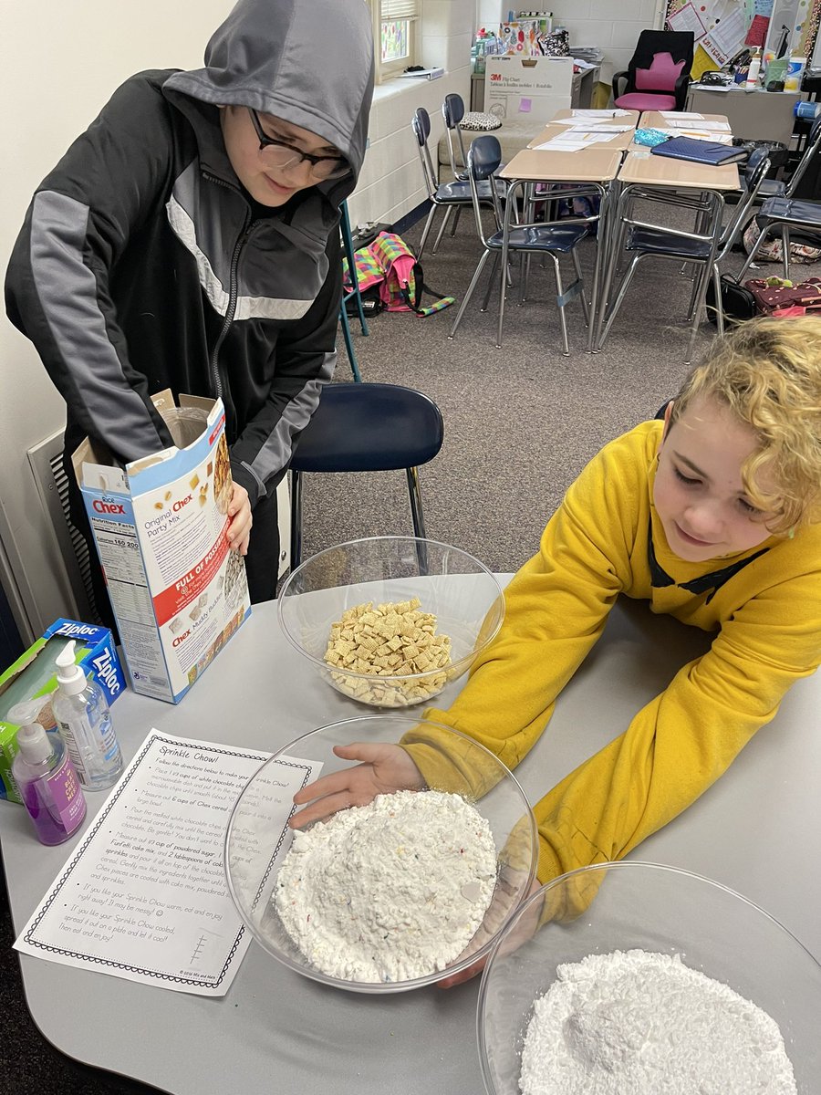 MrsMcDonoughBH's tweet photo. We love a math cooking project! Loved adding the extra challenge of “missing” measuring cups. “We need 1 and 1/2 cups, but all I have is a 1/4 cup! What can we do?” 💙 #realworldproblemsolving #cookingismath https://t.co/MGc6tlfD8t