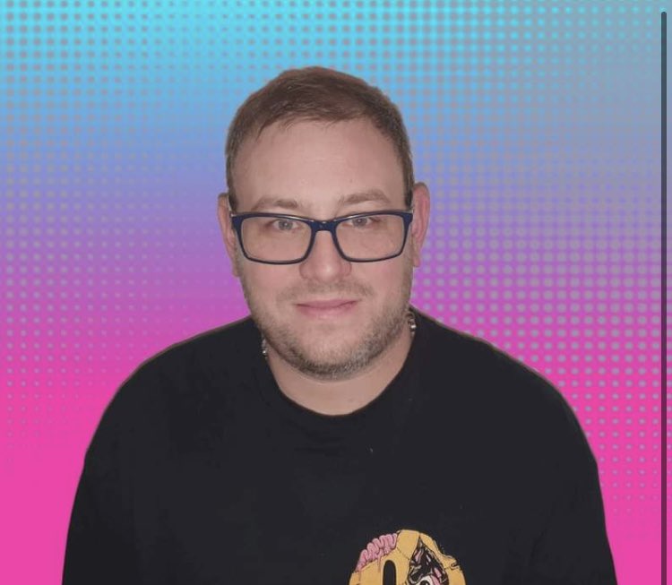 The weekend has landed. Andy galea 6-8 pm . Sonique 8-10 pm and Kanga 10-12 am . Friday sorted #unitydab #radio #weekendvibes Unitydab.co.uk