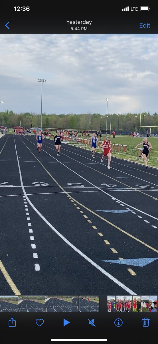 ClutterReegan's tweet image. ❤️💙Meet #4❤️💙
PR’d and broke 3 school records!
🥇100m 12.94
🥇LJ 15’5.75
🥈8th grade 4x100 relay 56.9
#6thgrader #classof2028 #mysecondarysport #softballplayer #speedkills #tecumsehbraves @cc_southwest @MileSplitIN @TrackTownUSA @Los_Stuff @milesplit