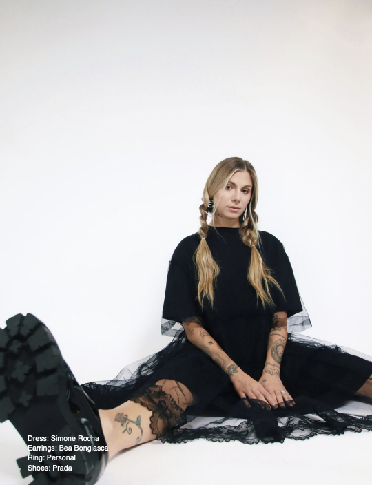 christinaperri's tweet photo. thanks for having me, muze!

photographer: brian fowlkes 
makeup &amp; hair: april bautista 
wardrobe: mercedes natalia 
location: hype studios la https://t.co/EEP5bdRPQt