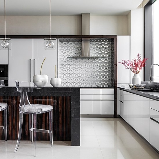 LuxePros's tweet photo. What we're seeing in kitchens: cool colors

Muted blues and grays with touches of gold and black add depth to the modern kitchen.

😍What palette makes you swoon?
https://t.co/x3A8v3NfMX

#LuxePros #SusanSolliday #JenniferBiffer #ASID 

Images from Design Chicago https://t.co/zrNpjztZLp